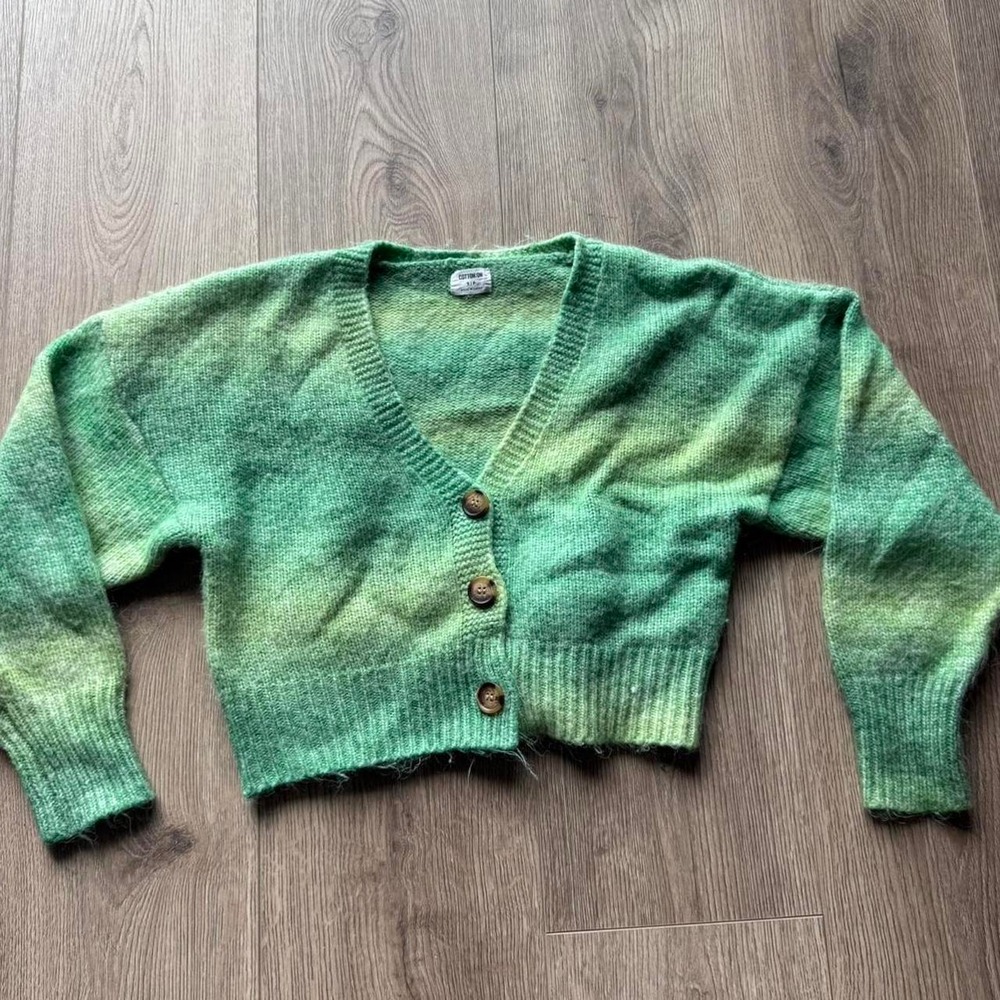 Green Cropped Cardigan Soft Knit Button Front Sweater Small